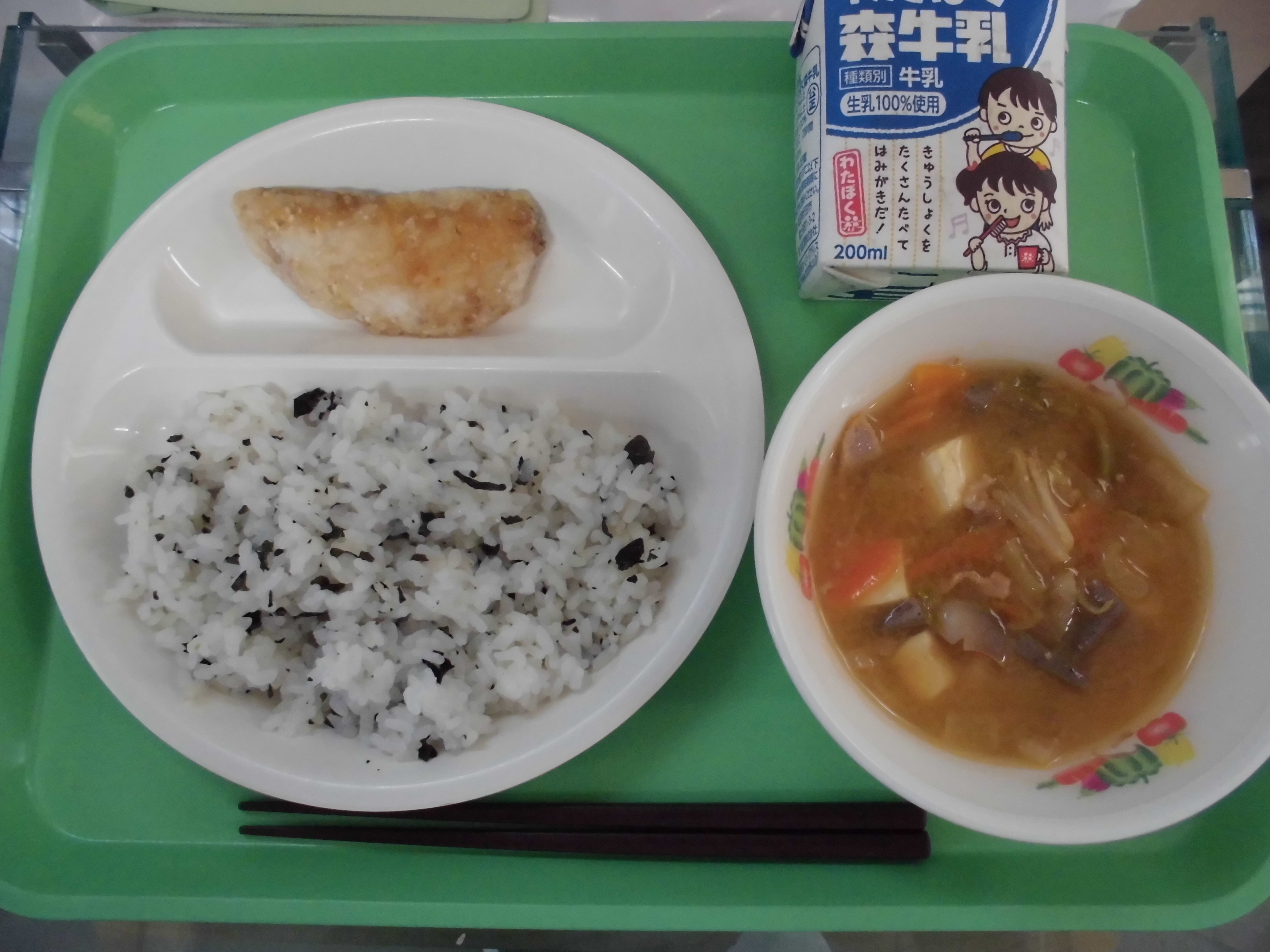 4月給食 | さいたま市立植水小学校